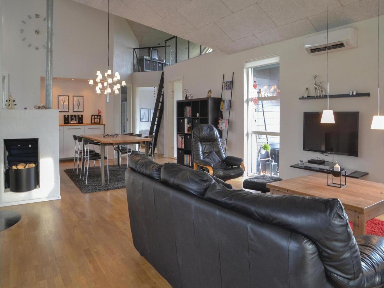2 Bedroom Amazing Home In Oksbol ภายนอก รูปภาพ